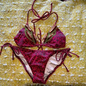 VICTORIA’S SECRET PINK BIKINI